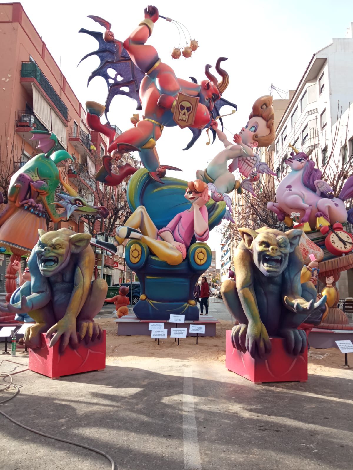Estas son las fallas plantadas por artistas alicantinos
