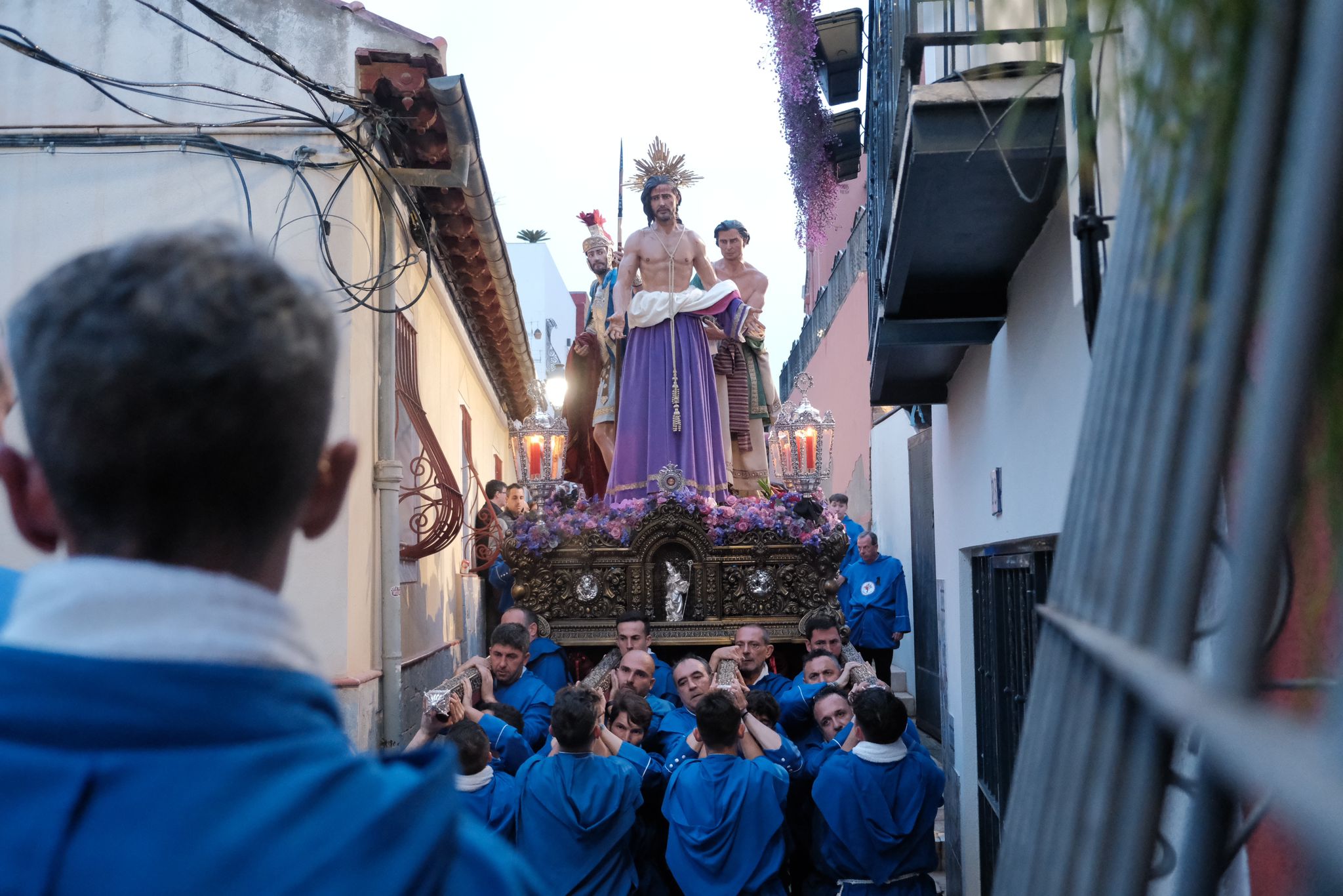 La Hermandad Agustina de Alicante consigue procesionar en su 25 aniversario
