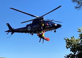 Helicóptero en pleno rescate en la Comunitat.