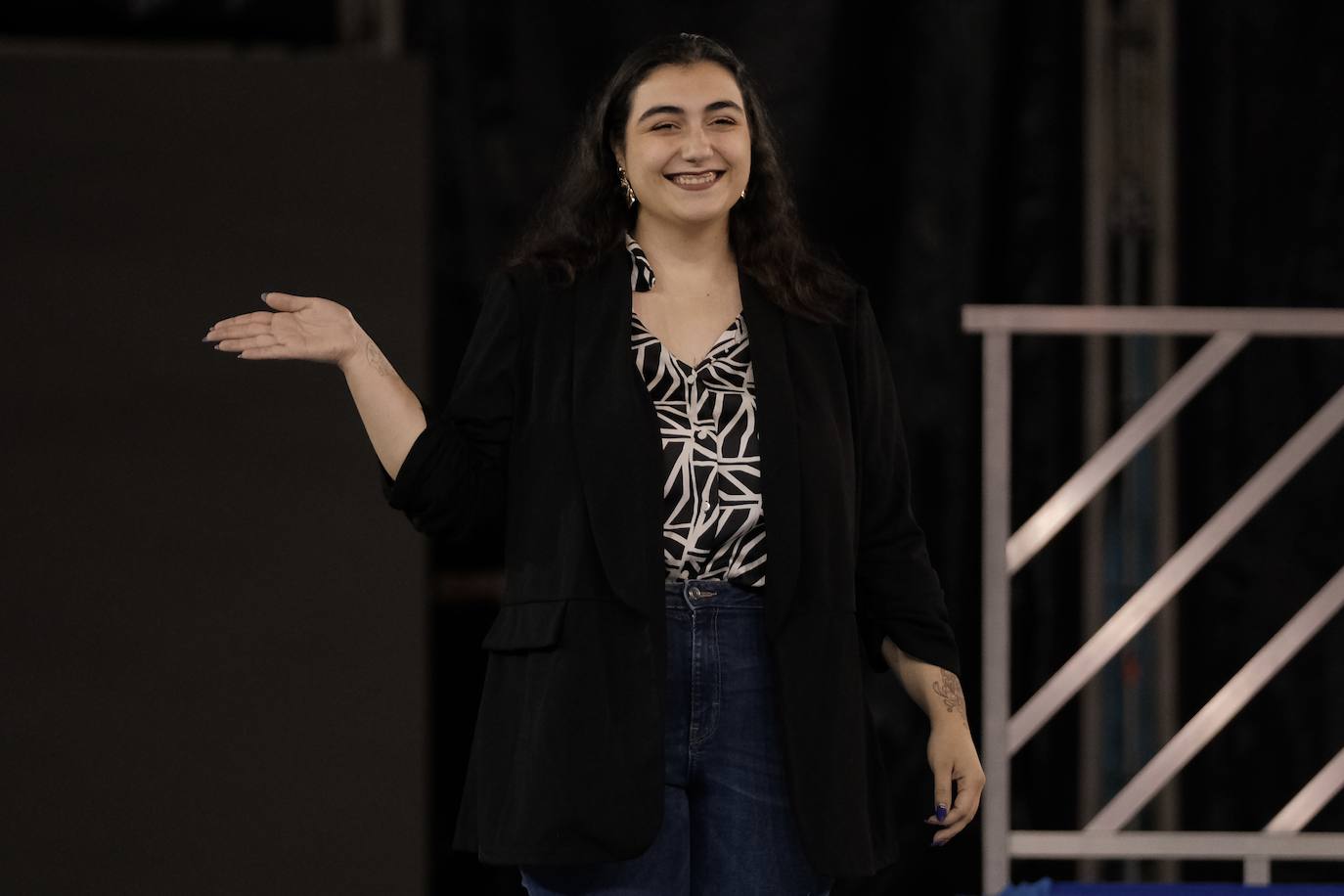 El primer ensayo de las candidatas a Bellea del Foc 2024, paso a paso