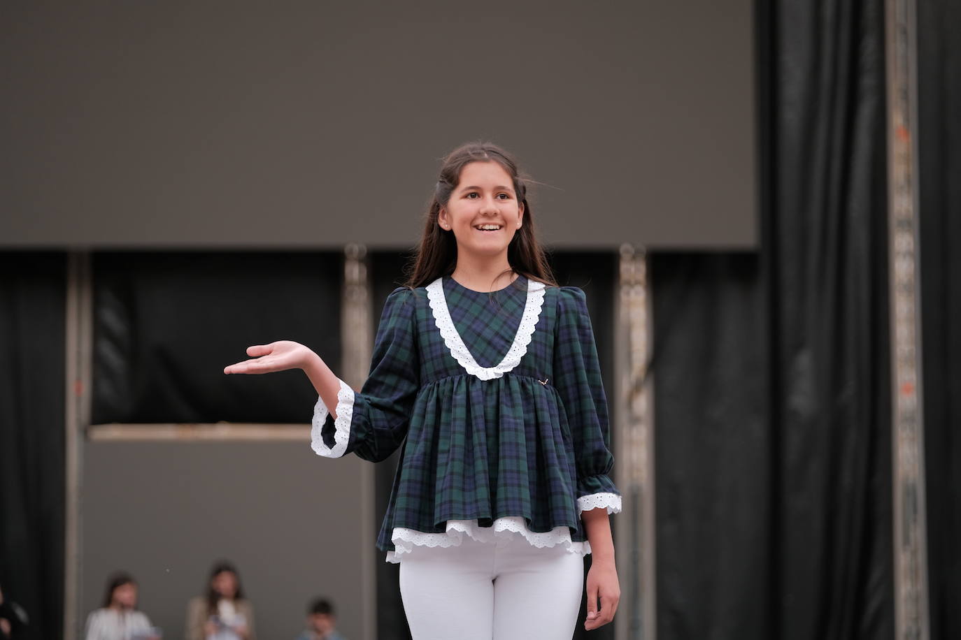 Arrancan los ensayos de la elección de la bellea del foc de Alicante