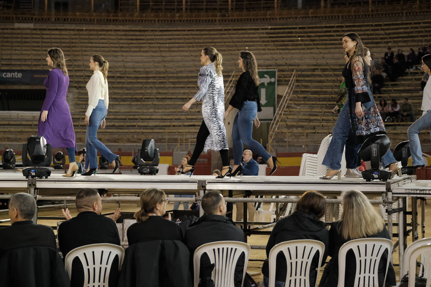 Arrancan los ensayos de la elección de la bellea del foc de Alicante