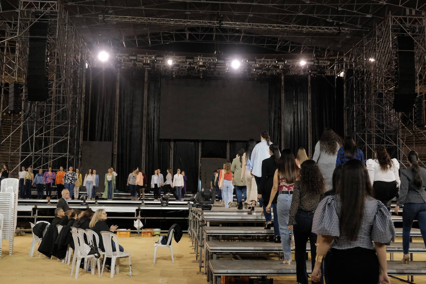 Arrancan los ensayos de la elección de la bellea del foc de Alicante