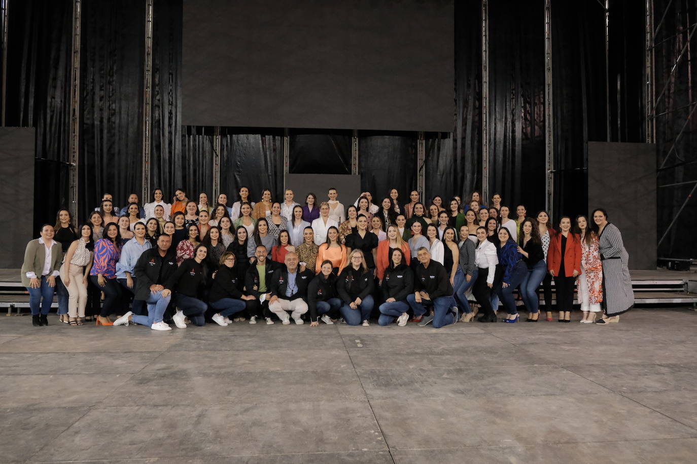 Arrancan los ensayos de la elección de la bellea del foc de Alicante