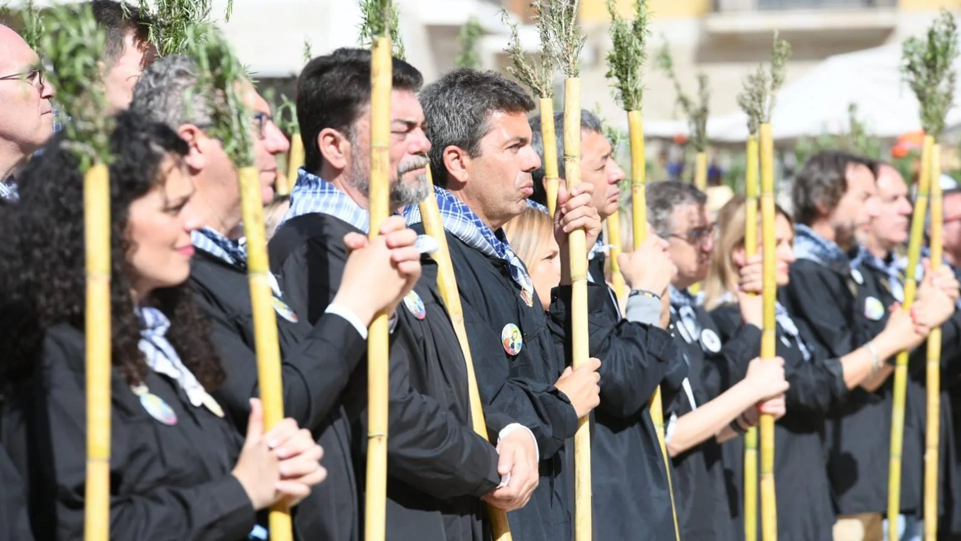 Mazón deja al alcalde de Elche la responsabilidad sobre el concejal ebrio  en Seamana Santa | TodoAlicante