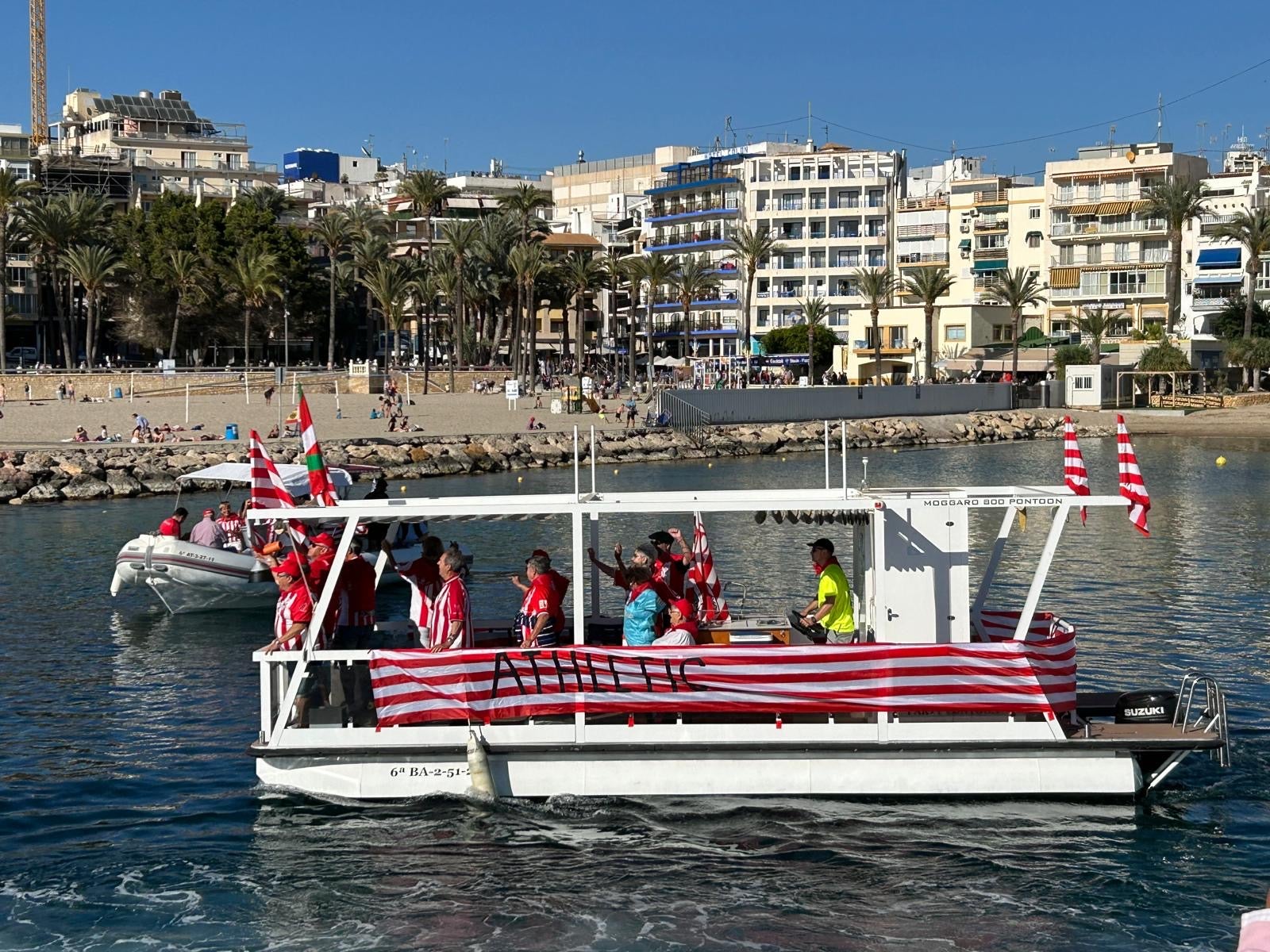 Así ha sido la versión de la gabarra del Athletic en Benidorm