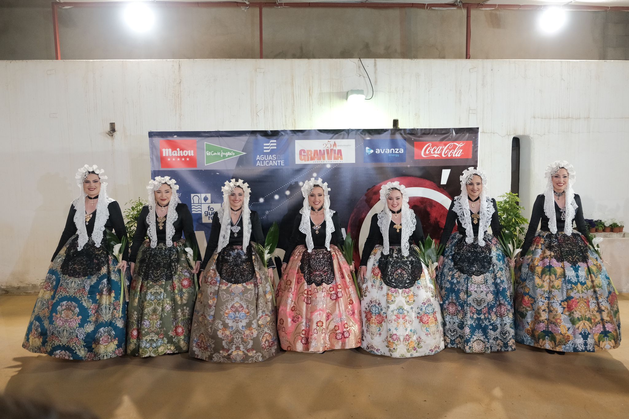 La elección de la bellea del foc de Alicante 2024, foto a foto