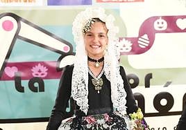 Martina Lloret Rocamora, bellea del foc infantil de Alicante 2024.