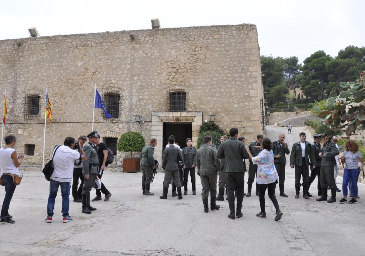 Amenábar rodará parte de su nueva película 'El cautivo' en el castillo de Santa Bárbara