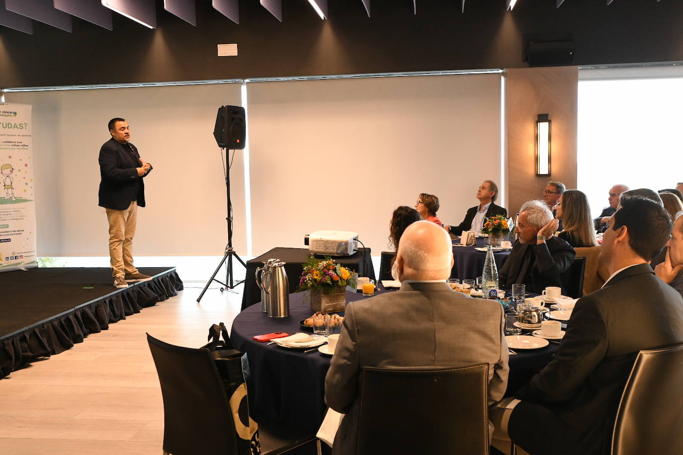 Así ha sido el I Desayuno con Aspanion celebrado en Alicante