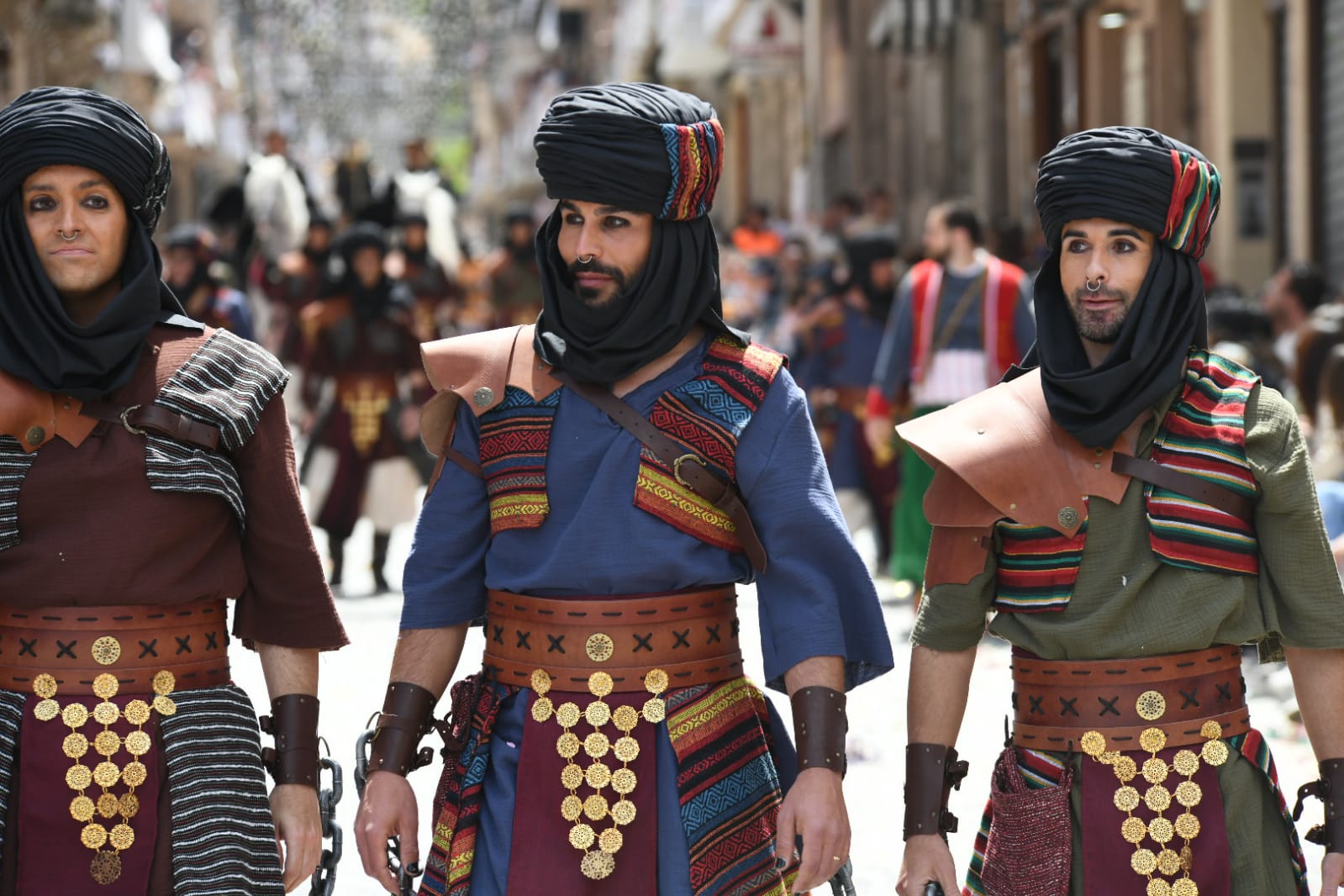 El alférez de los Aragoneses culmina la apoteósica Entrada cristiana de Alcoi