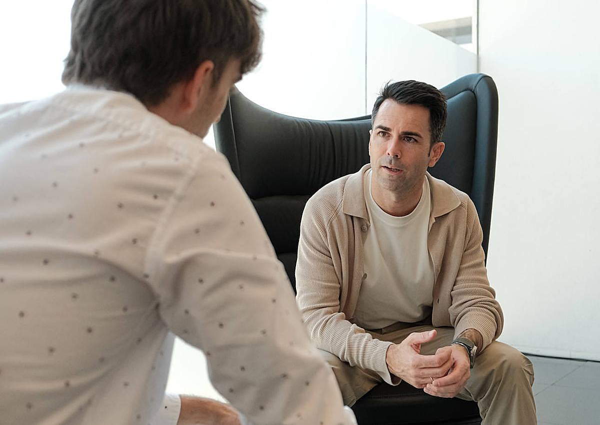Imagen secundaria 1 - Francisco Marchena durante la entrevista.