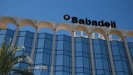 Oficinas del Banco Sabadell en Alicante.