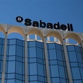 ¿Adiós a la sede del Banco Sabadell en Alicante? BBVA propone tener las oficinas centrales en Cataluña y Madrid