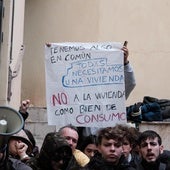 Movilización vecinal en la Zona Norte de Alicante para frenar el desahucio de una familia con un menor discapacitado