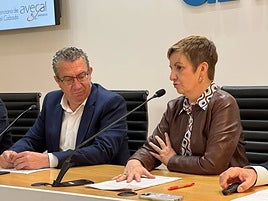 Marian Cano en la exposición de un informe de Avecal.