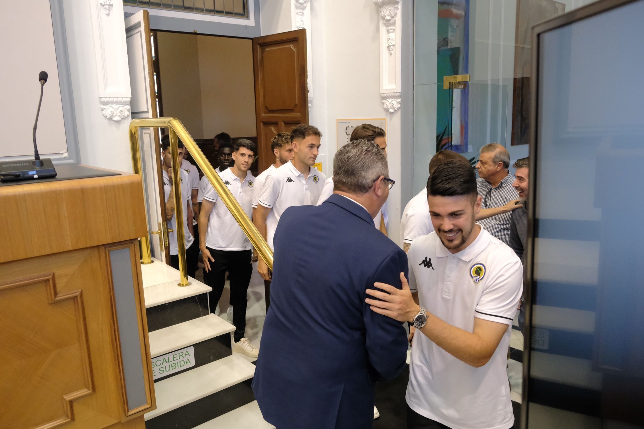 El Hércules pasa por Palacio