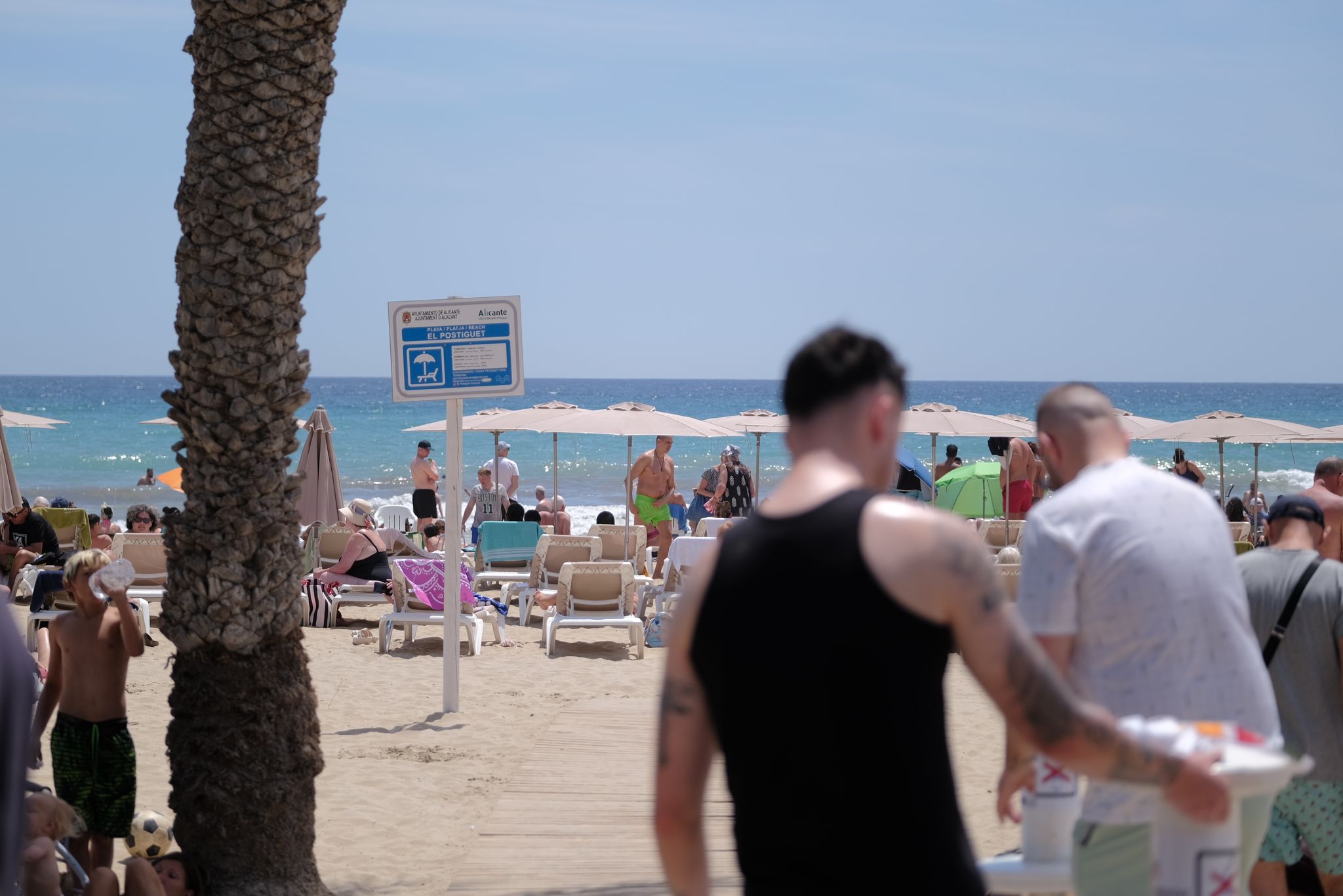 El Postiguet se llena hasta la bandera