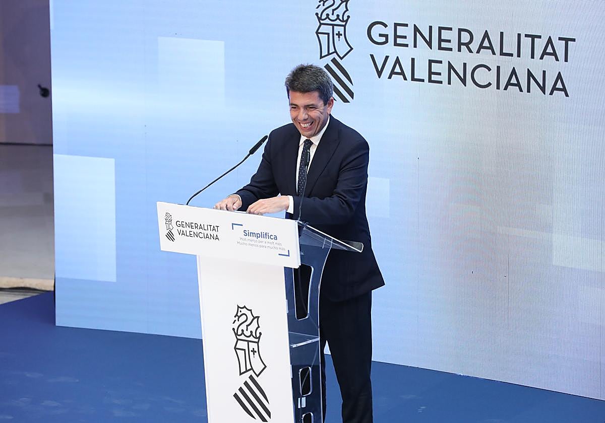 El presidente, Carlos Mazón, en la presentación del Plan Simplifica.