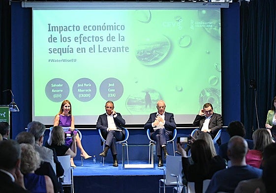 Los presidentes de las patronales de Comunitat Valenciana, Murcia y Andalucía, en el foro organizado por Casa Mediterráneo.