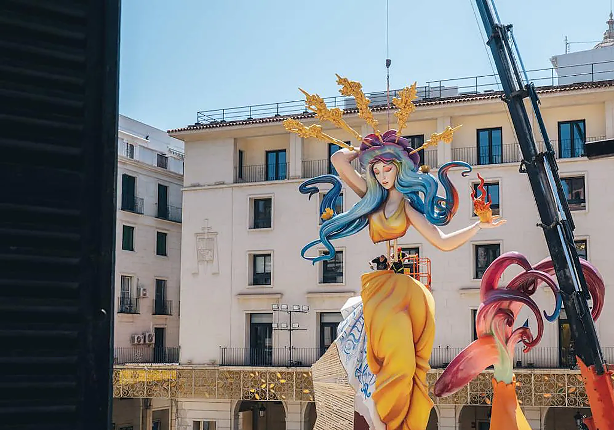Plantà de 'Geoda' en las pasadas Hogueras de Alicante.