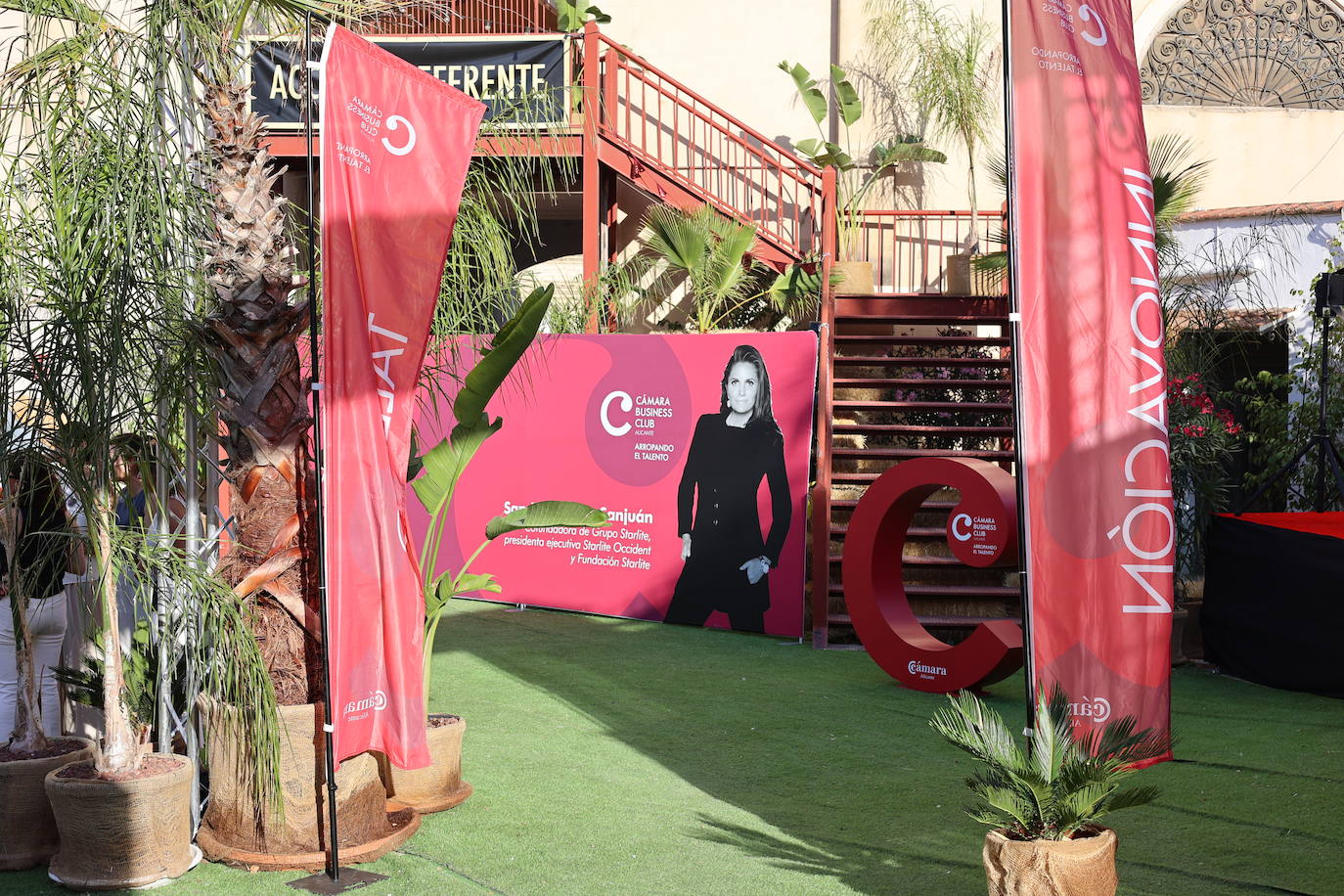 Así ha sido la conferencia de Sandra García-Sanjuán (Starlite Occident) en el Cámara Business Club