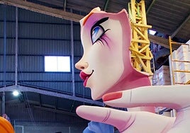 Cuerpo central de la hoguera Port d'Alacant.