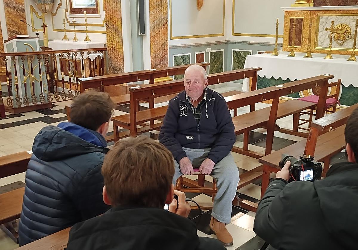 Imagen del rodaje de 'Mans, cordes i bronze'.