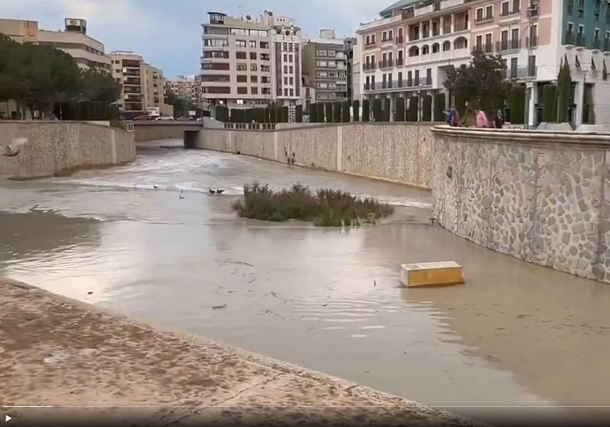 Vista del Río Segura a su paso por Orihuela.