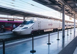 AVE de Renfe en la estación de Alicante.