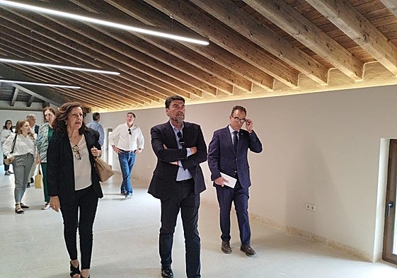 Visita a las obras de la Casa Misericordia.