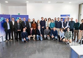 Participantes en la edición Aptenisa Launch 2023 en su Demo Day.