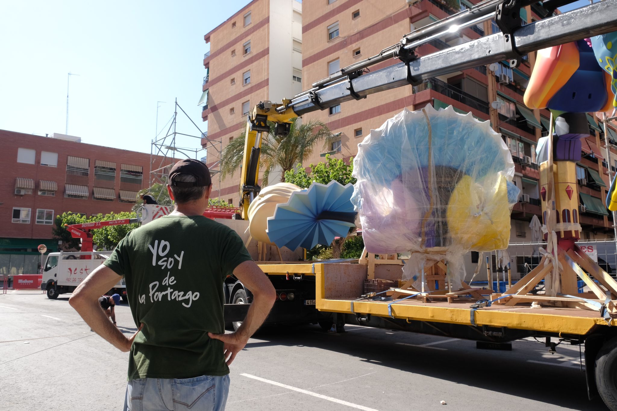 Las Hogueras empiezan a llenar las calles de Alicante