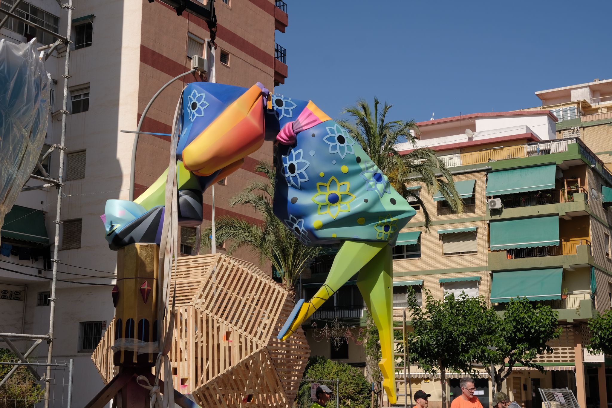 Las Hogueras empiezan a llenar las calles de Alicante