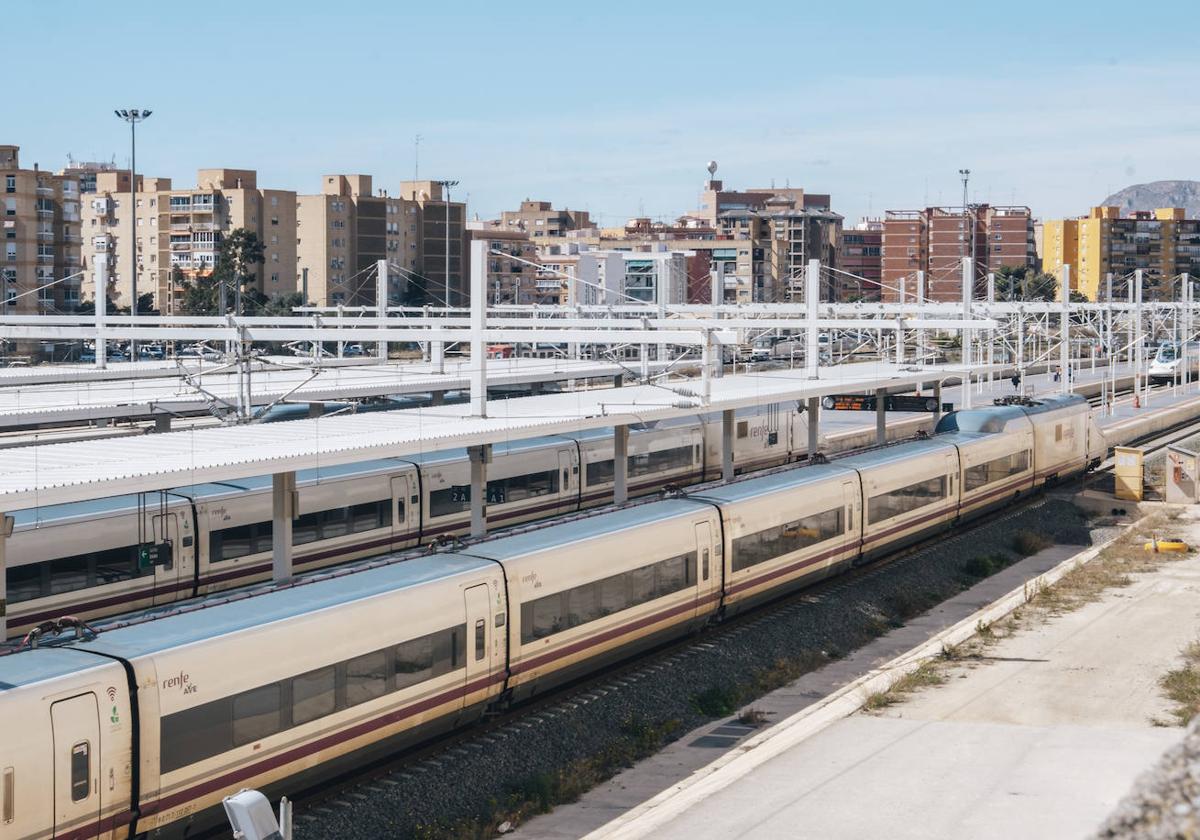 Tren de Renfe en Alicante.