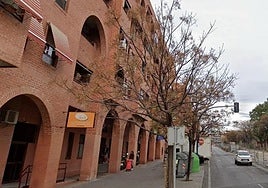Viviendas que se reformarán en la calle Antonio Martín Trenco, en San Blas.