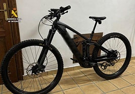 Bici eléctrica de alta gama que fue sustraída en Benissa.