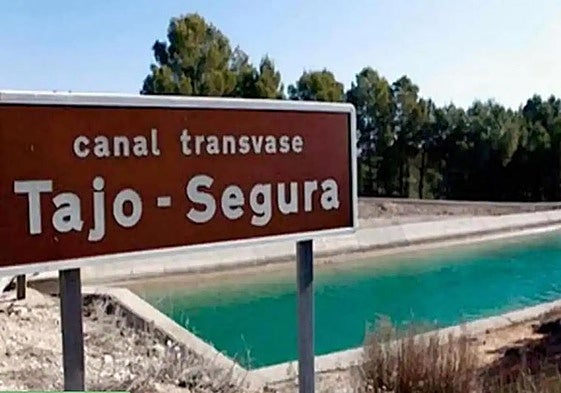 Canal del Trasvase Tajo-Segura, en imagen de archivo.