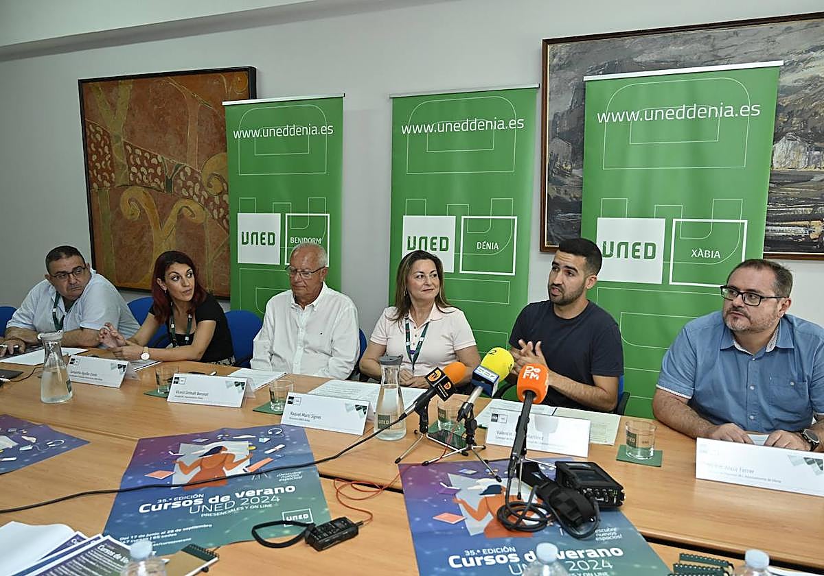 Presentación de la oferta de cursos de UNED Dénia.