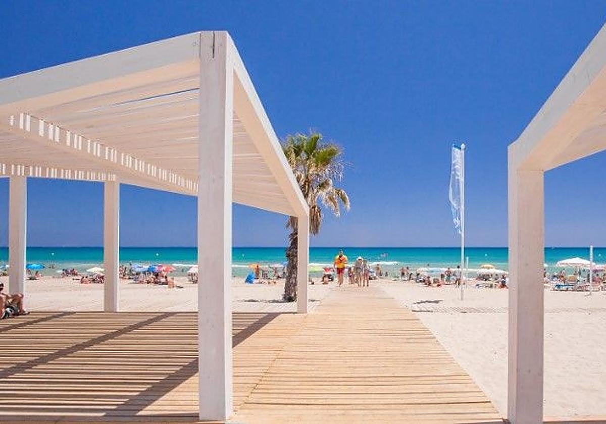 Playa de San Juan, en imagen de archivo.