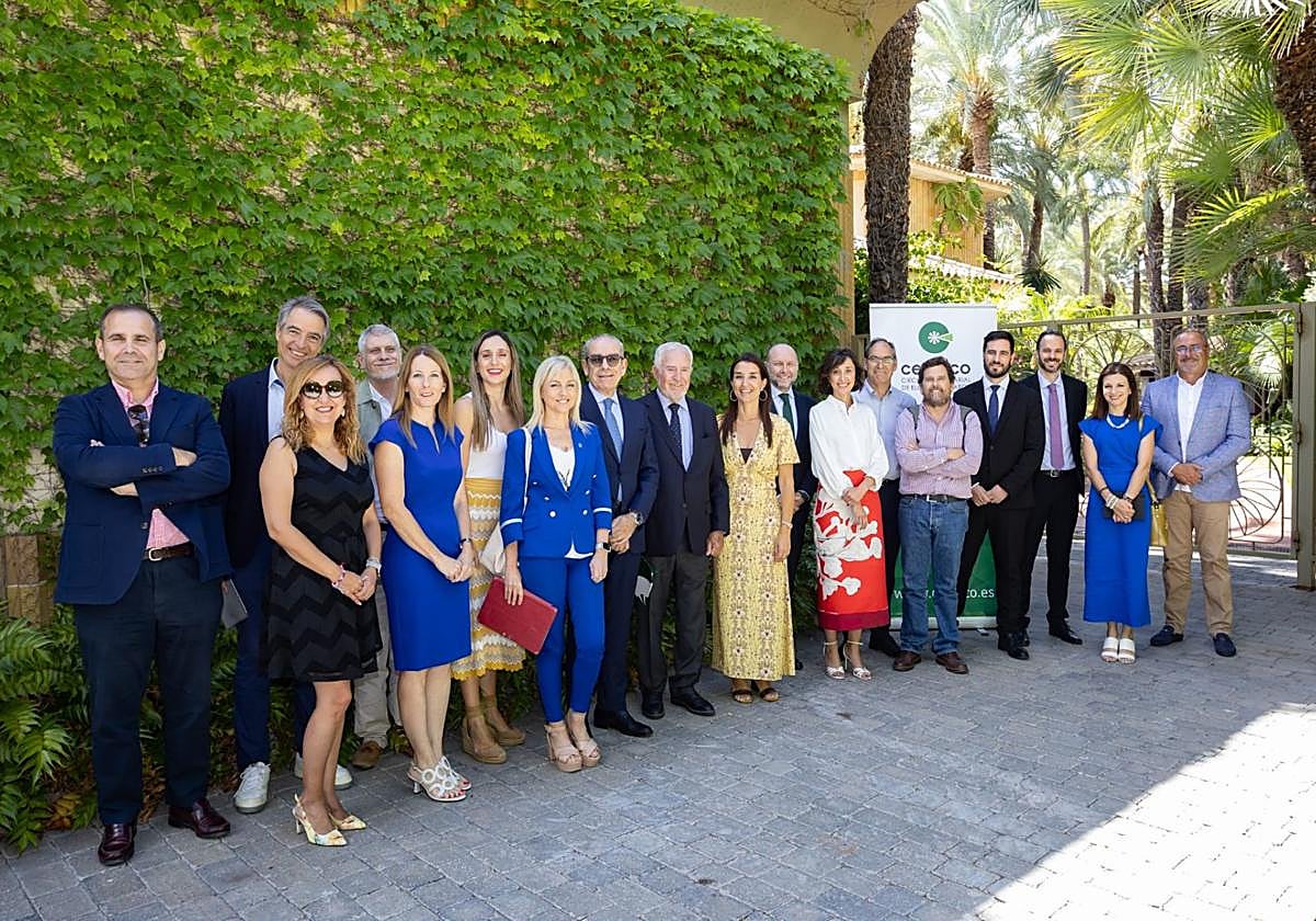 La consellera de Hacienda, Ruth Merino, en el desayuno de trabajo con los empresarios de Elche y comarca.