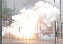 Así ha sido la mascletà del 20 de junio de Alicante en imágenes