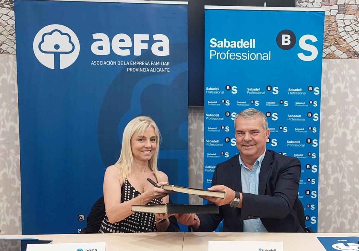 Convenio entre AEFA y Sabadell.