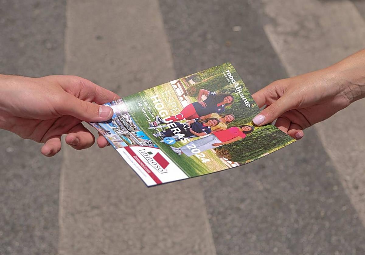 Imagen de la revista de Hogueras de TodoAlicante.