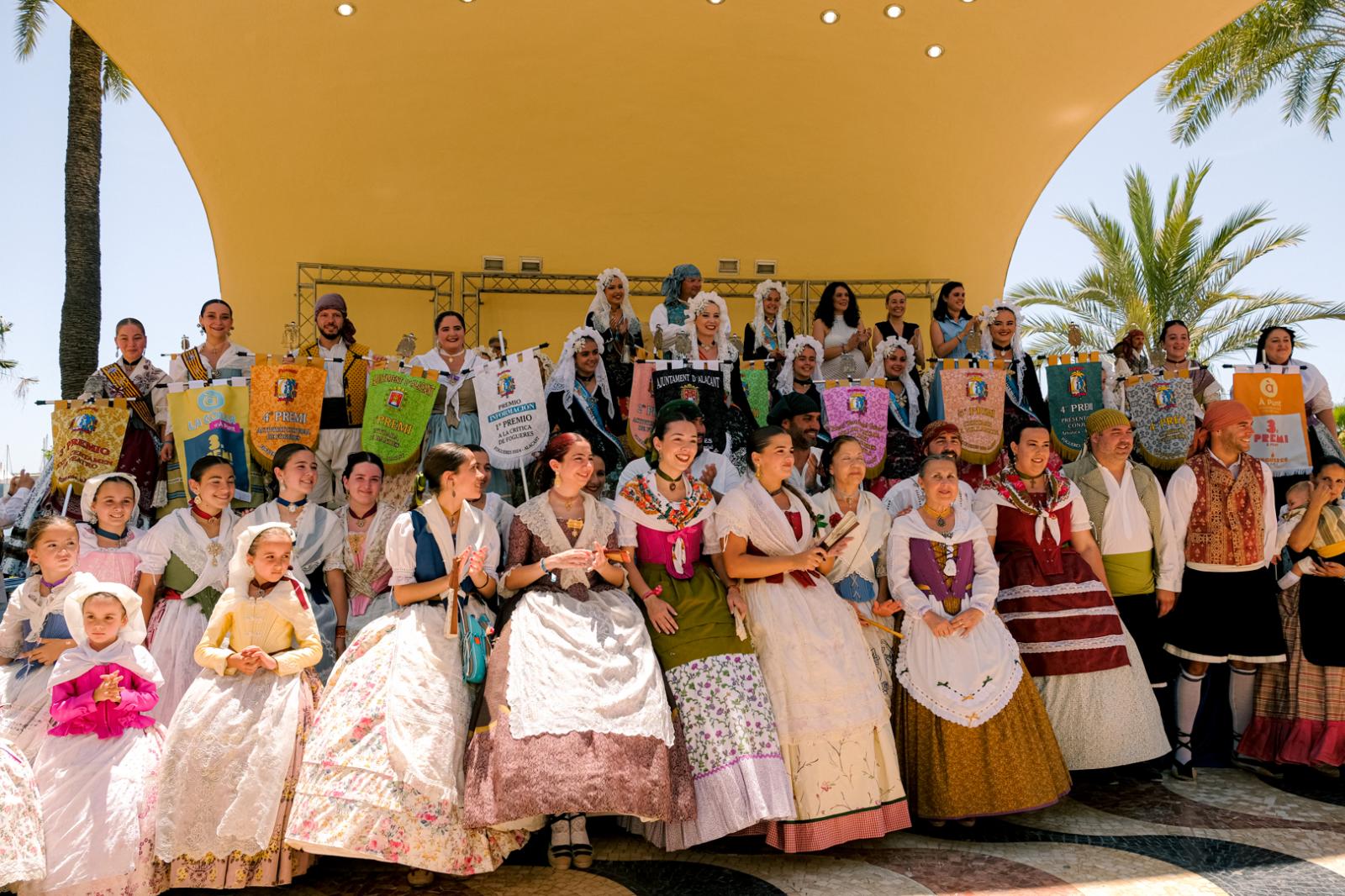 ¿Has recogido premio en las Hogueras? Búscate en las fotos (II)