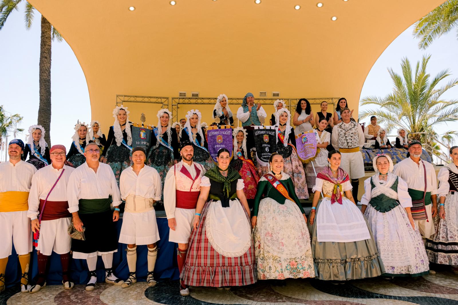 ¿Has recogido premio en las Hogueras? Búscate en las fotos (II)