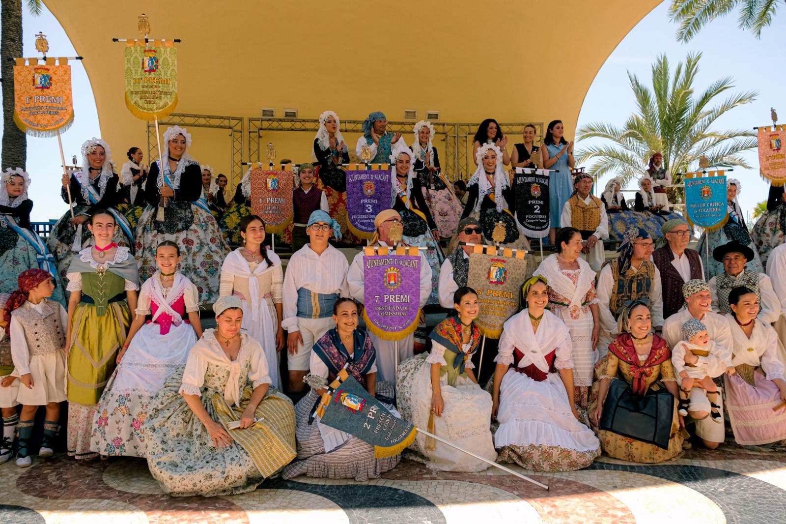 ¿Has recogido premio en las Hogueras? Búscate en las fotos (II)