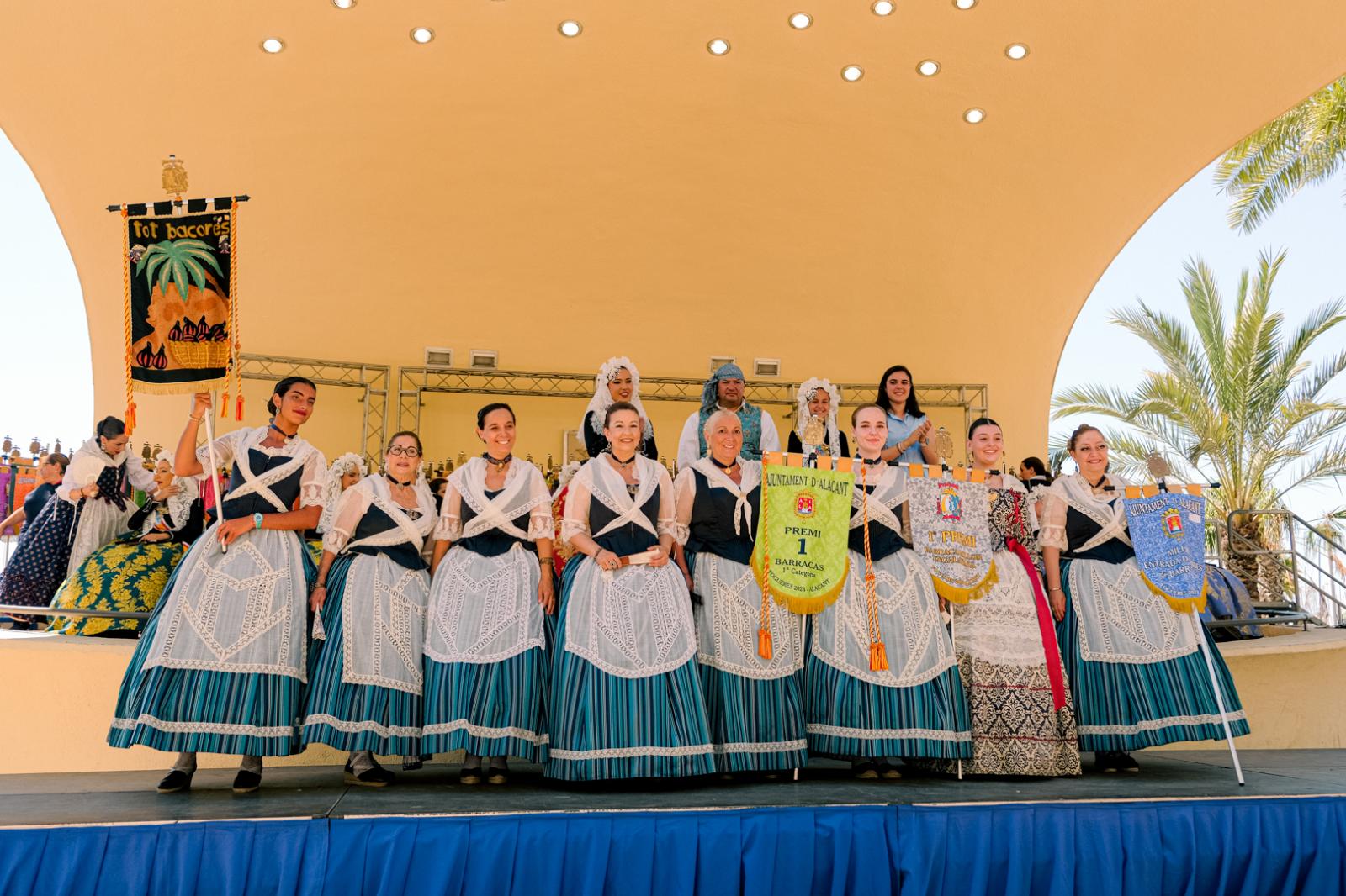 ¿Has recogido premio en las Hogueras? Búscate en las fotos (I)