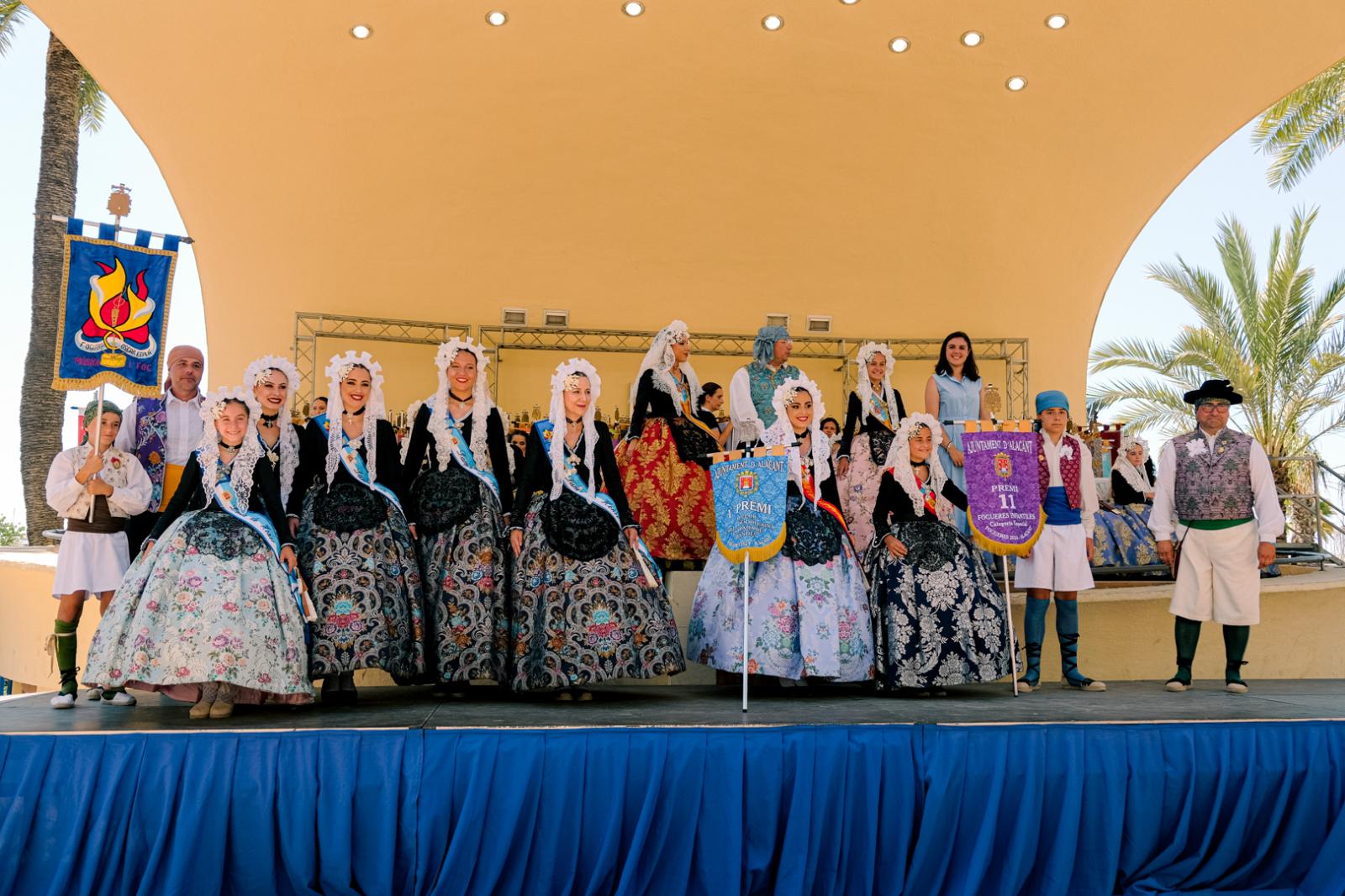 ¿Has recogido premio en las Hogueras? Búscate en las fotos (I)