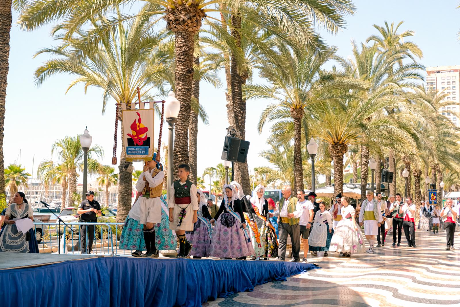 ¿Has recogido premio en las Hogueras? Búscate en las fotos (I)